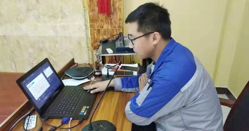 主讲.jpg